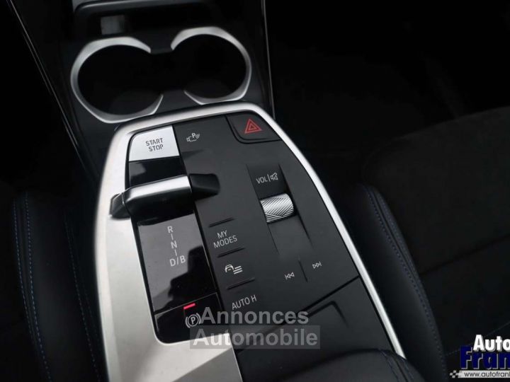 BMW iX1 20 M-SPORT PANO TREKHK 360CAM HUD FULL - 49