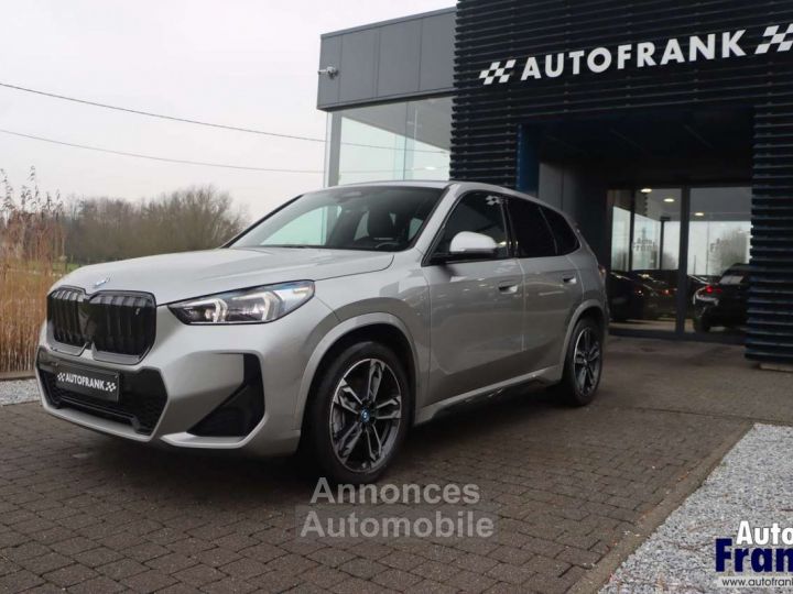 BMW iX1 30 M-SPORT 4X4 TREKHK PANO 360CAM HUD - 3