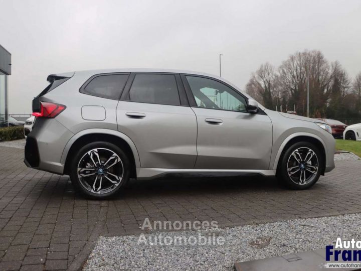 BMW iX1 30 M-SPORT 4X4 TREKHK PANO 360CAM HUD - 8