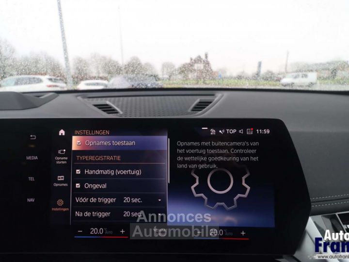 BMW iX1 30 M-SPORT 4X4 TREKHK PANO 360CAM HUD - 39