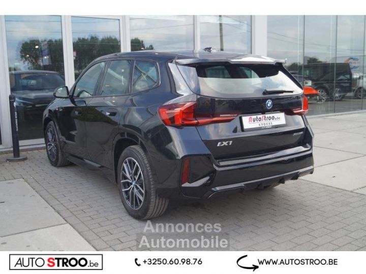 BMW iX1 Xdrive30 M SPORTPAKKET ACC PANODAK BLACKPACK - 4