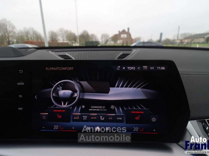 BMW iX2 30 M-SPORT 360 CAM MEMO H&K HUD - 44