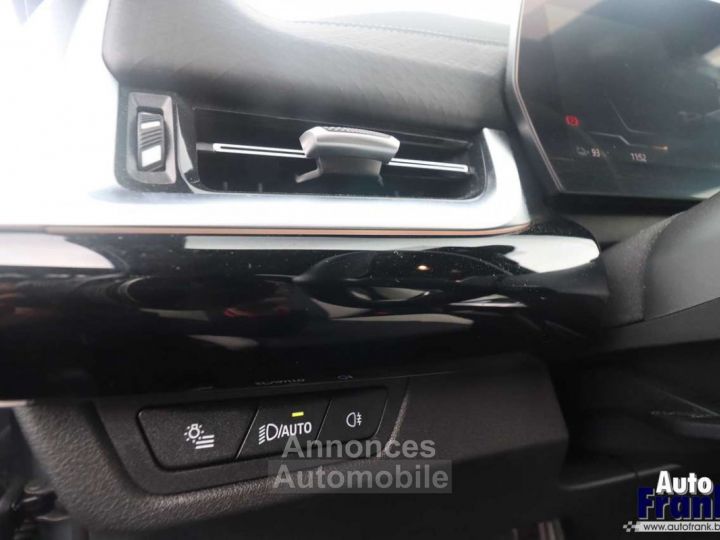 BMW iX2 30 M-SPORT PANO TREKHK 360 CAM -MEMO HUD - 31