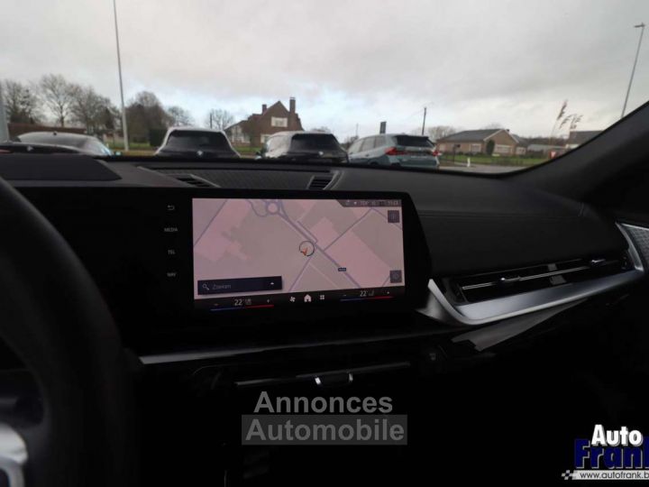 BMW iX2 30 M-SPORT PANO TREKHK 360 CAM -MEMO HUD - 34