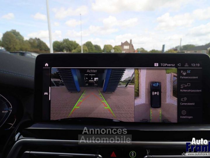 BMW iX3 M-SPORT IMPRESSIVE 360CAM HUD PANO H&K - 44