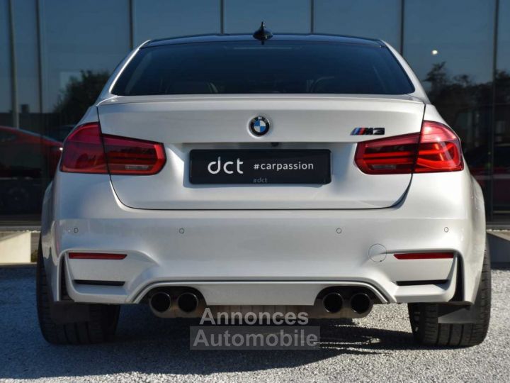 BMW M3 Saloon Competition DKG HUD HK CARBON - 6