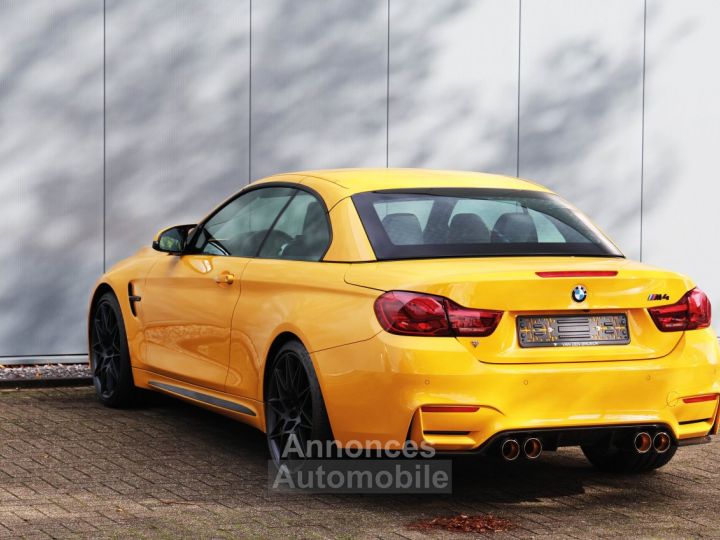 BMW M4 Convertible 30 years edition 3.00 l / 331 hp - 30