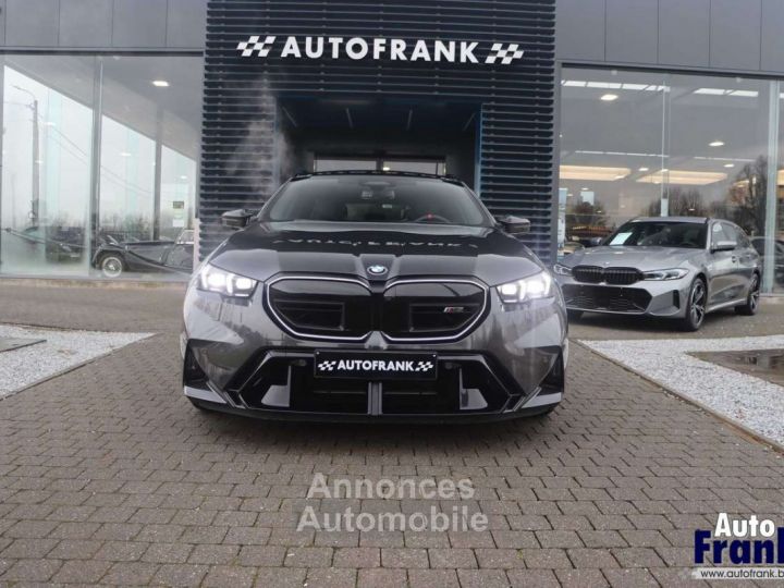 BMW M5 TOURING 360CAM PANO CARBON DRIV PRO B&W - 2