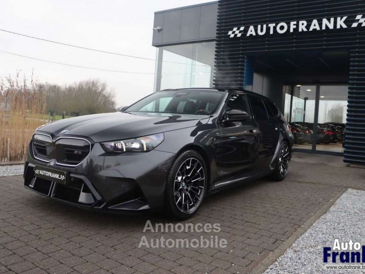 BMW M5 TOURING 360CAM PANO CARBON DRIV PRO B&W - 3