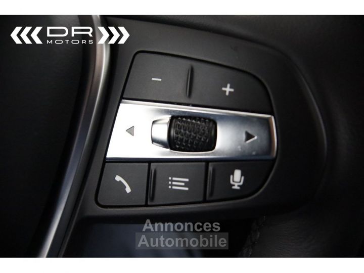 BMW Série 1 116 dA ADVANTAGE BUSINESS - NAVI LEDER 8.605km!! - 36