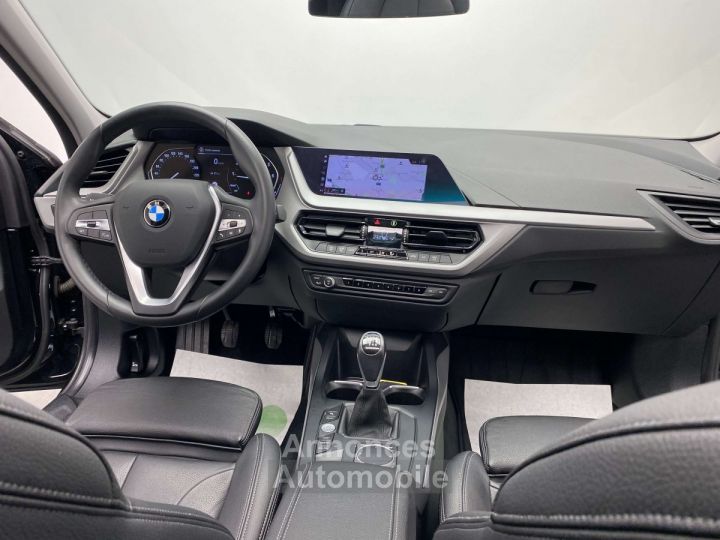 BMW Série 1 118 118i 27 000KM TOIT OUV 1ER PROPRIETAIRE GARANTIE - 9