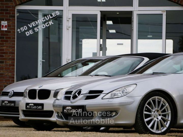 BMW Série 1 118 i PACK M NAVI-CLIMTRONIC-RADAR-CLIM-KEYLESS-EUR 6B - 33