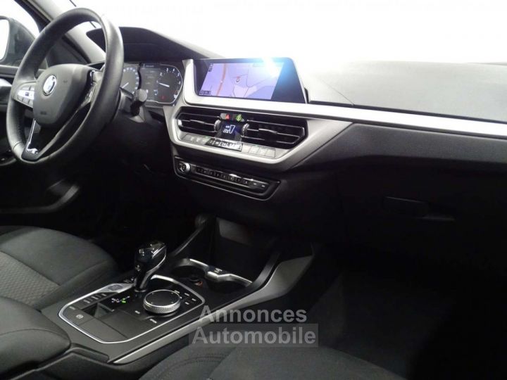 BMW Série 1 118 iA Hatch New - 8