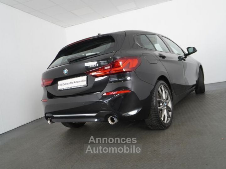 BMW Série 1 120i 5-Türer Luxury Line, VOLANT MSPORT, TETE HAUTE, ATTELAGE, TOIT PANO - 4