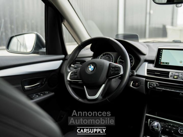 BMW Série 2 Active Tourer  218 i - Pano dak - Camera - HUD - LED - 11