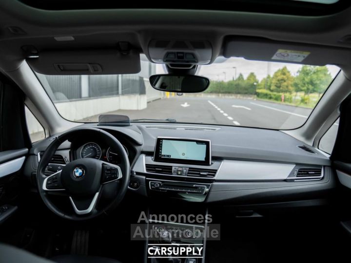 BMW Série 2 Active Tourer  218 i - Pano dak - Camera - HUD - LED - 12