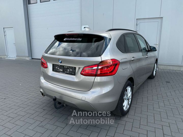 BMW Série 2 Active Tourer 216 -- GPS 1 ER MAIN CARNET - 6