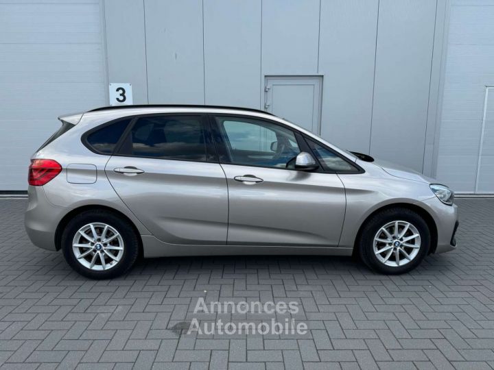 BMW Série 2 Active Tourer 216 -- GPS 1 ER MAIN CARNET - 7