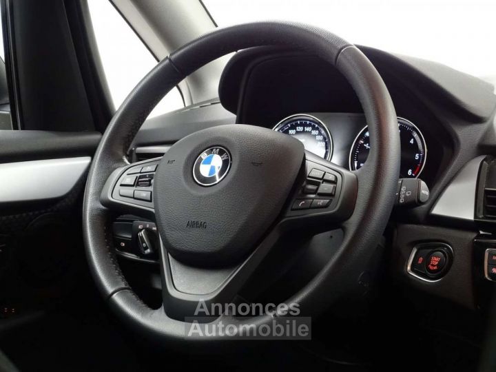 BMW Série 2 Active Tourer 216 d - 10