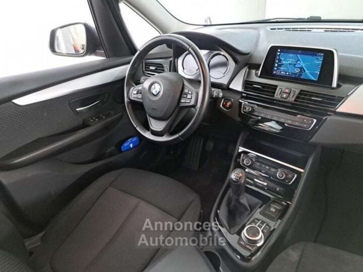 BMW Série 2 Active Tourer 216 d - 6