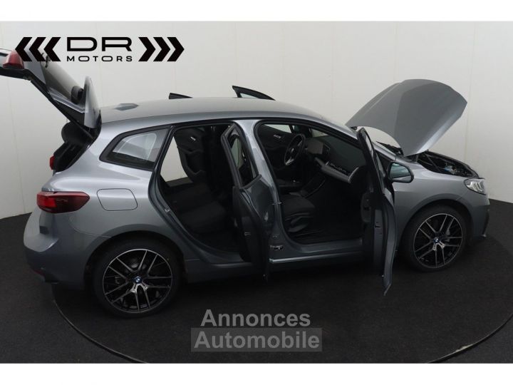 BMW Série 2 Active Tourer 225 xe xDrive - NAVIGATIE LED DAB MIRROR LINK - 12