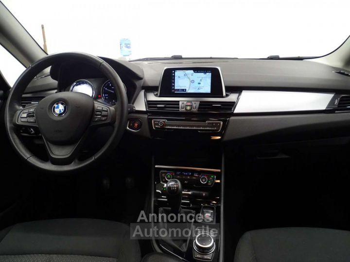 BMW Série 2 Gran Tourer 216 d - 11