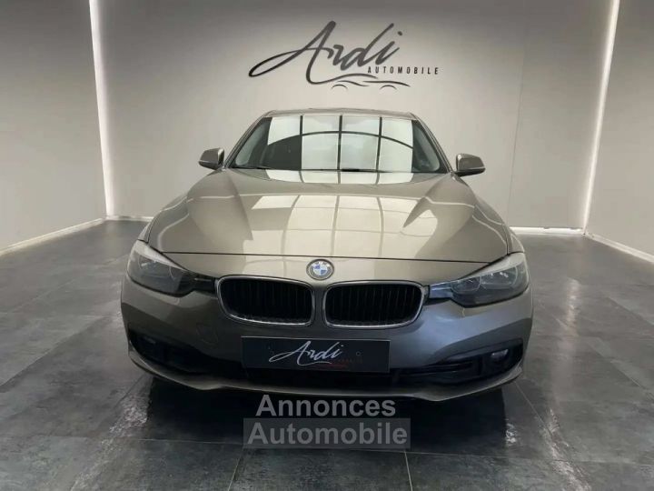 BMW Série 3 318 318i 1er PROPRIETAIRE GPS AIRCO - 2