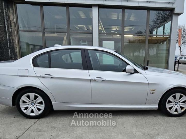 BMW Série 3 318 d 1er propriétaire Euro 5 - 4