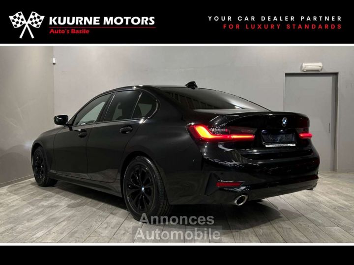 BMW Série 3 318 iA Berline SportLine Gps-Cam-Pdc-Led - 2