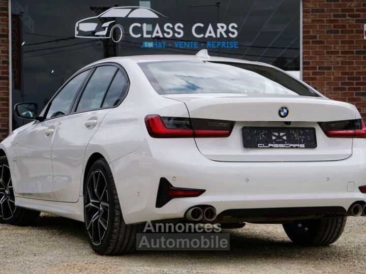 BMW Série 3 320 HYBRID PLUG-IN PACK SPORT Bte AUTO CAM 6d - 4