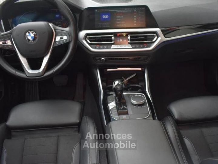 BMW Série 3 320i Sportline - 17
