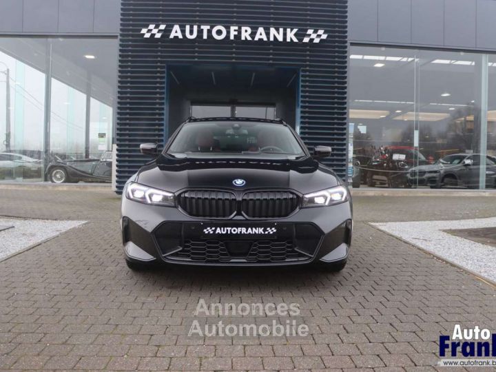 BMW Série 3 330 E 4X4 M-SPORT PANO MEMO H&K 19 HUD - 2