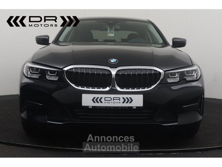 BMW Série 3 330 e ADVANTAGE - LEDER NAVI LED DAB HiFi - 4