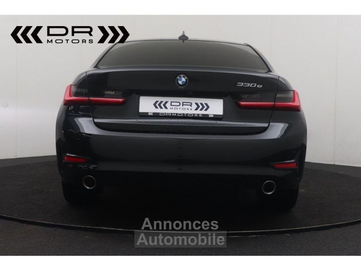 BMW Série 3 330 e ADVANTAGE - LEDER NAVI LED DAB HiFi - 4