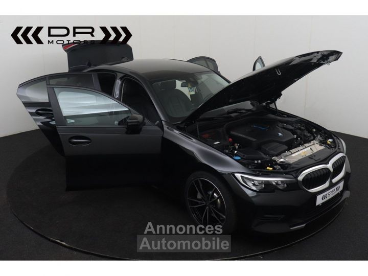 BMW Série 3 330 e ADVANTAGE - LEDER NAVI LED DAB HiFi - 11