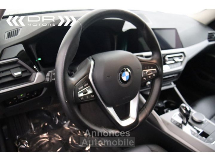 BMW Série 3 330 e ADVANTAGE - LEDER NAVI LED DAB HiFi - 36