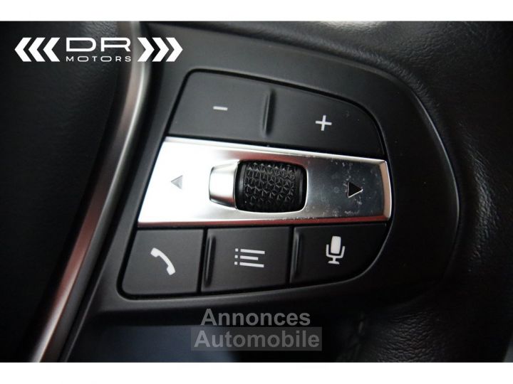 BMW Série 3 330 e ADVANTAGE - LEDER NAVI LED DAB HiFi - 37