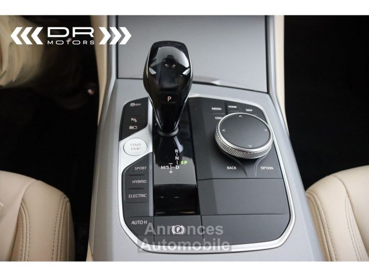 BMW Série 3 330 e ADVANTAGE - LEDER NAVI LED DAB HiFi - 28