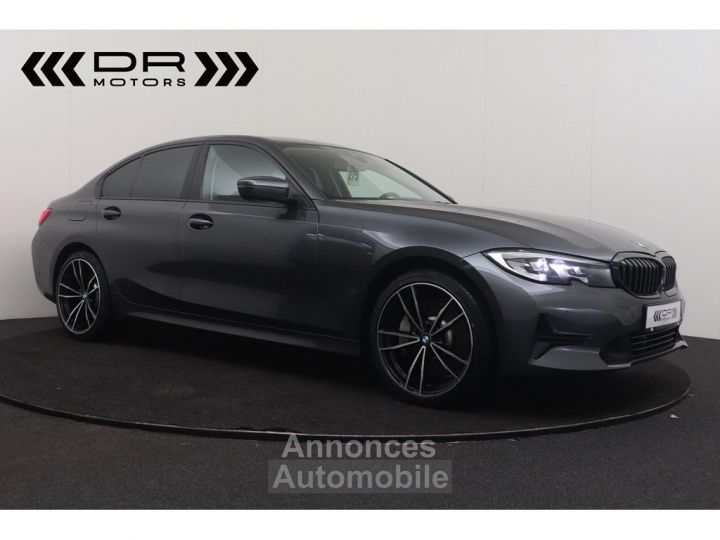 BMW Série 3 330 e ADVANTAGE - LEDER NAVI LED DAB HiFi - 9