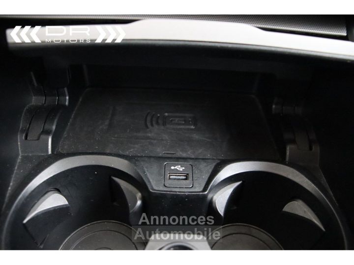 BMW Série 3 330 e ADVANTAGE - LEDER NAVI LED DAB HiFi - 27