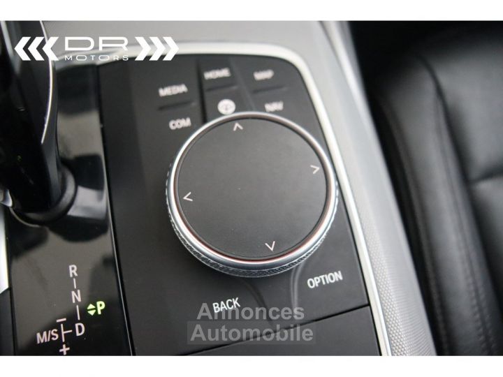 BMW Série 3 330 e ADVANTAGE - LEDER NAVI LED DAB HiFi - 31