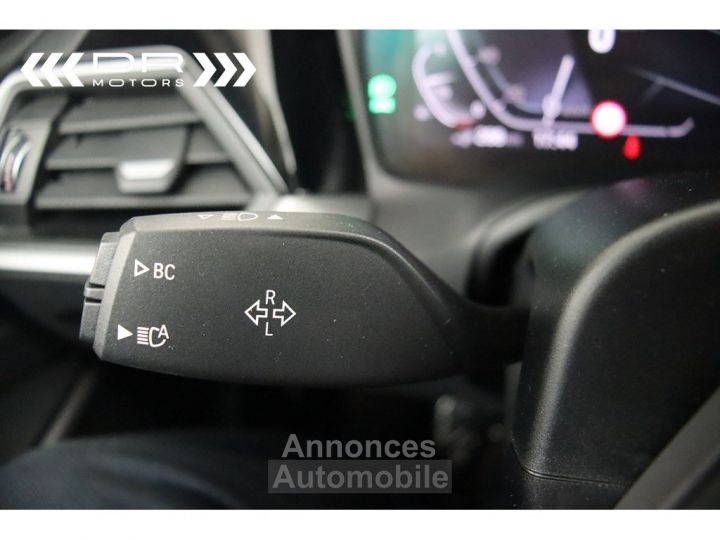 BMW Série 3 330 e ADVANTAGE - LEDER NAVI LED DAB HiFi - 33