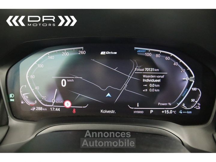 BMW Série 3 330 e ADVANTAGE - LEDER NAVI LED DAB HiFi - 35