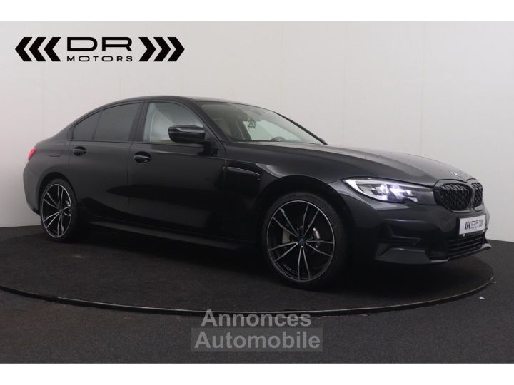 BMW Série 3 330 e ADVANTAGE - LEDER NAVI LED DAB HiFi - 8