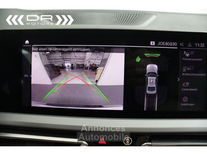 BMW Série 3 330 e ADVANTAGE - LEDER NAVI LED DAB HiFi - 25