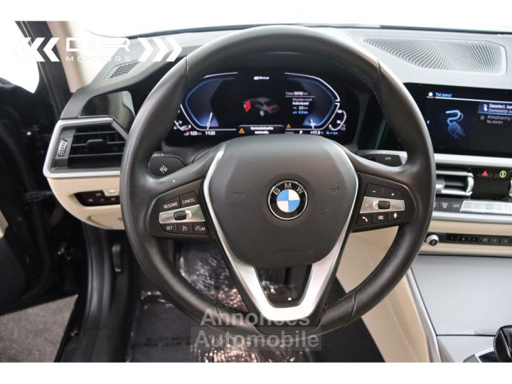 BMW Série 3 330 e ADVANTAGE - LEDER NAVI LED DAB HiFi - 32