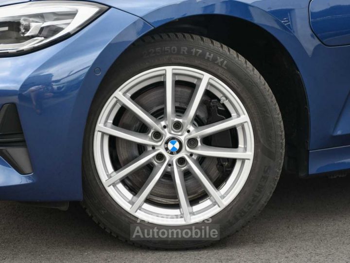 BMW Série 3 330 Saloon e - HEAD-UP - CAMERA - LANE ASSIST - LED - LEDER - - 3