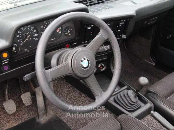 BMW Série 3 E21 323i - 20