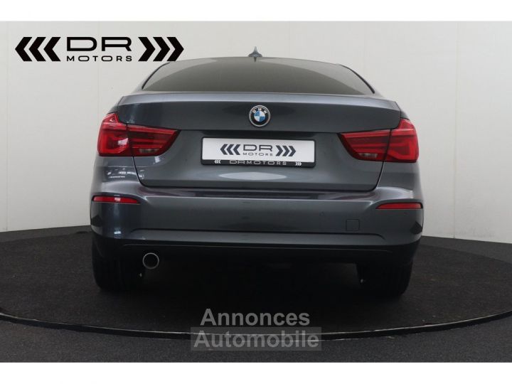 BMW Série 3 Gran Turismo  318 dA - GT NAVI LEDER LED - 9