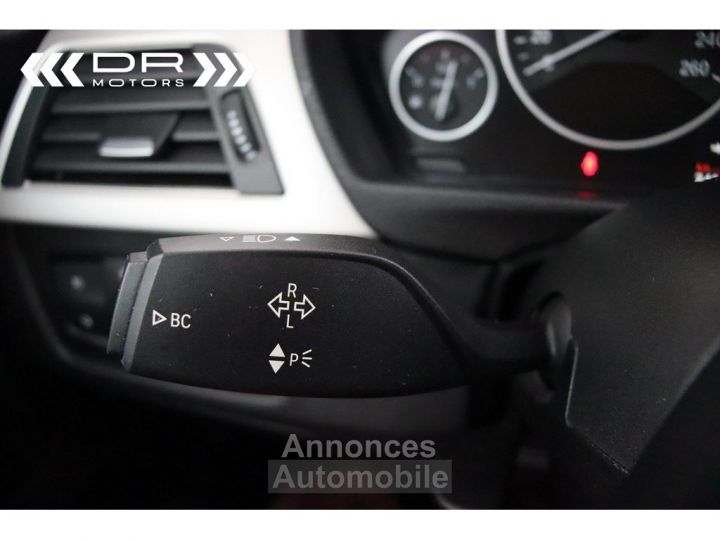 BMW Série 3 Gran Turismo 318 dA ADVANTAGE - GT NAVI LEDER LED - 31